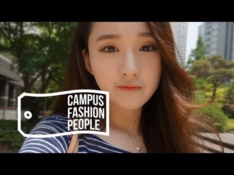  Campus Fashion People Poster